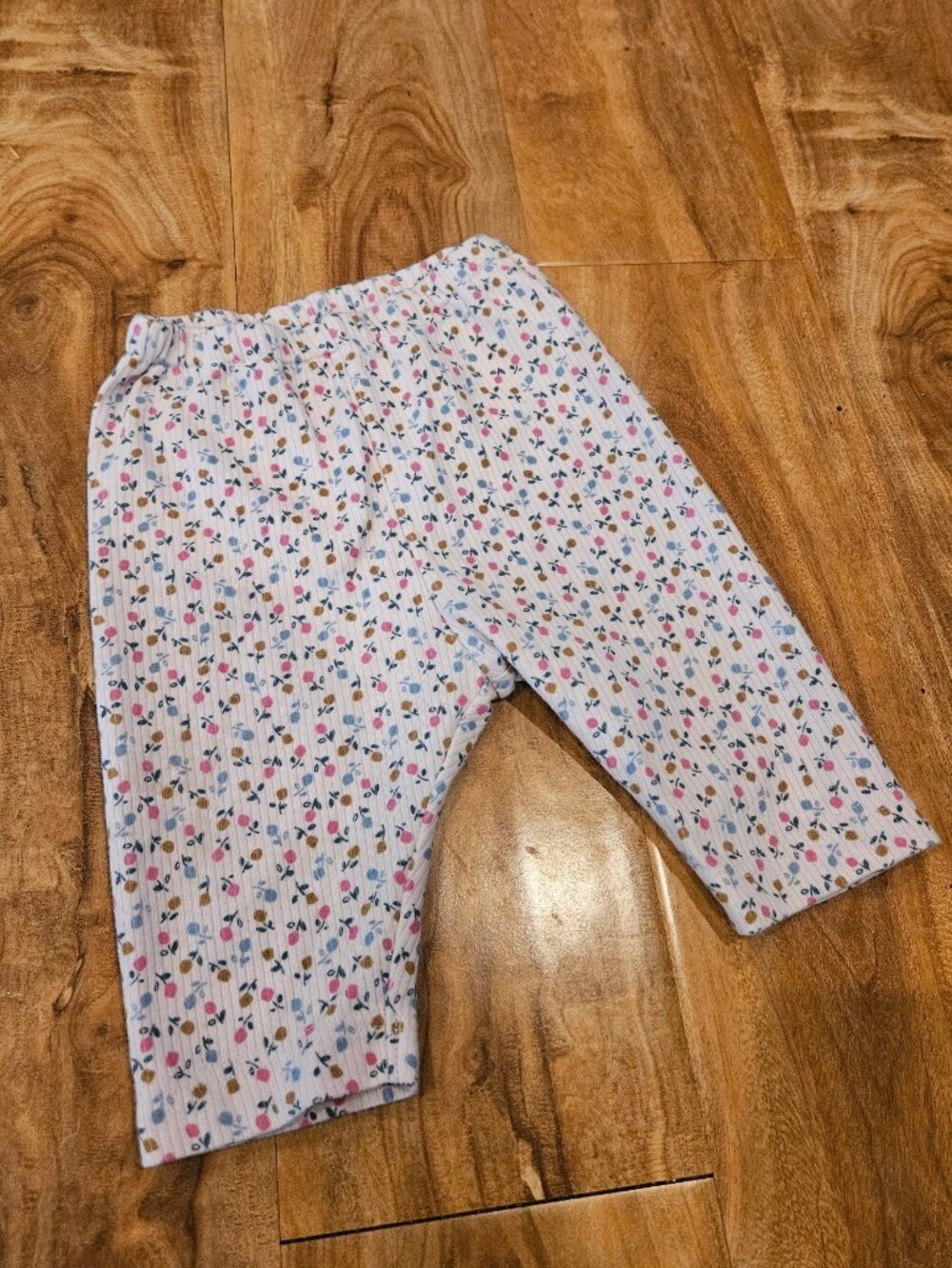 Uniqlo Baby Airism Pink Floral Cropped Pants 12-18 Months Infant  Summer Cotton